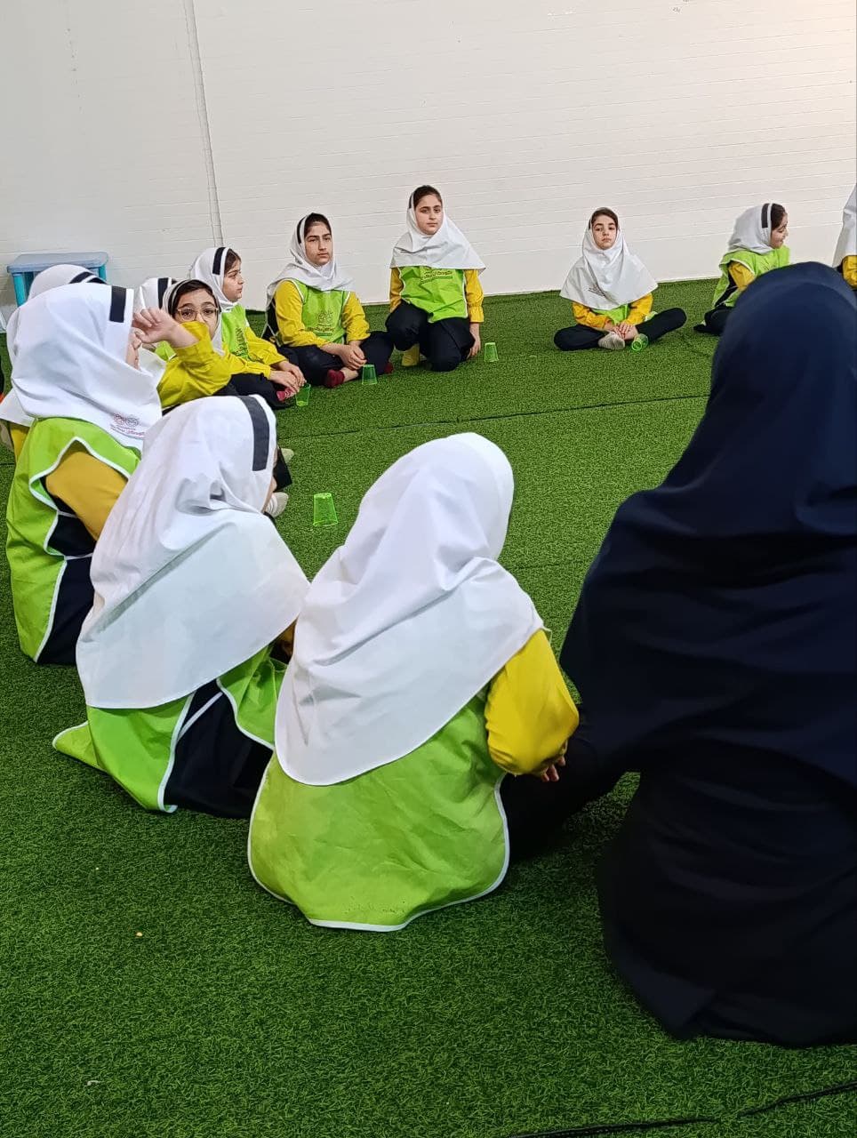 دبستان و پیش دبستانی کودکان نیک